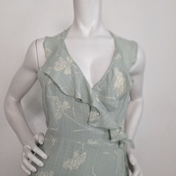 Isalis Green Cream Coquette Romantic Floral Ruffle Genuine Wrap Dress Size M - Picture 2 of 10